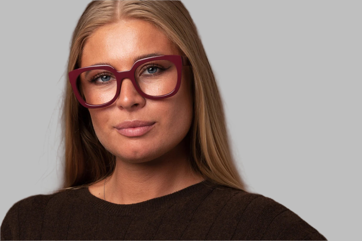 WERA solid bordeaux Reading Glasses.